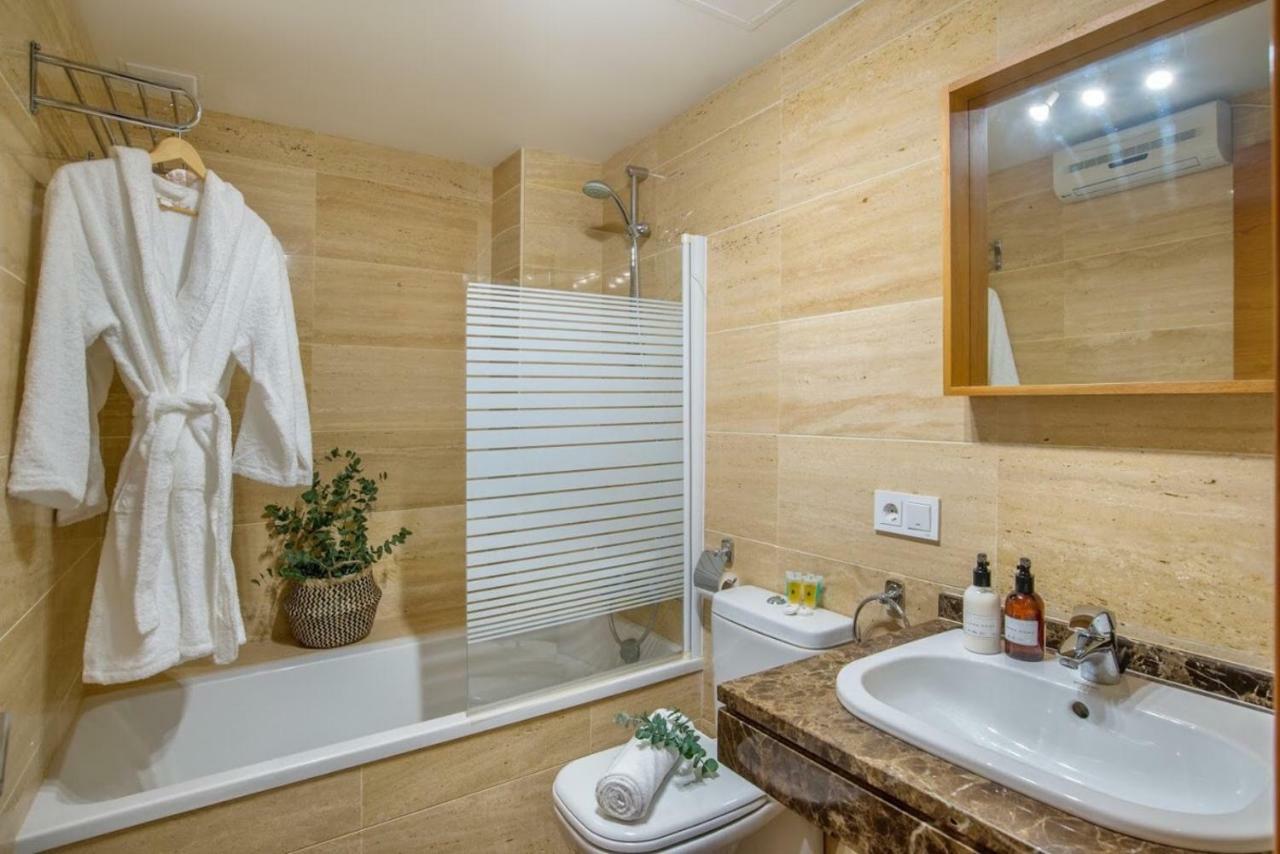 Apartment Renthas Constitucion Li