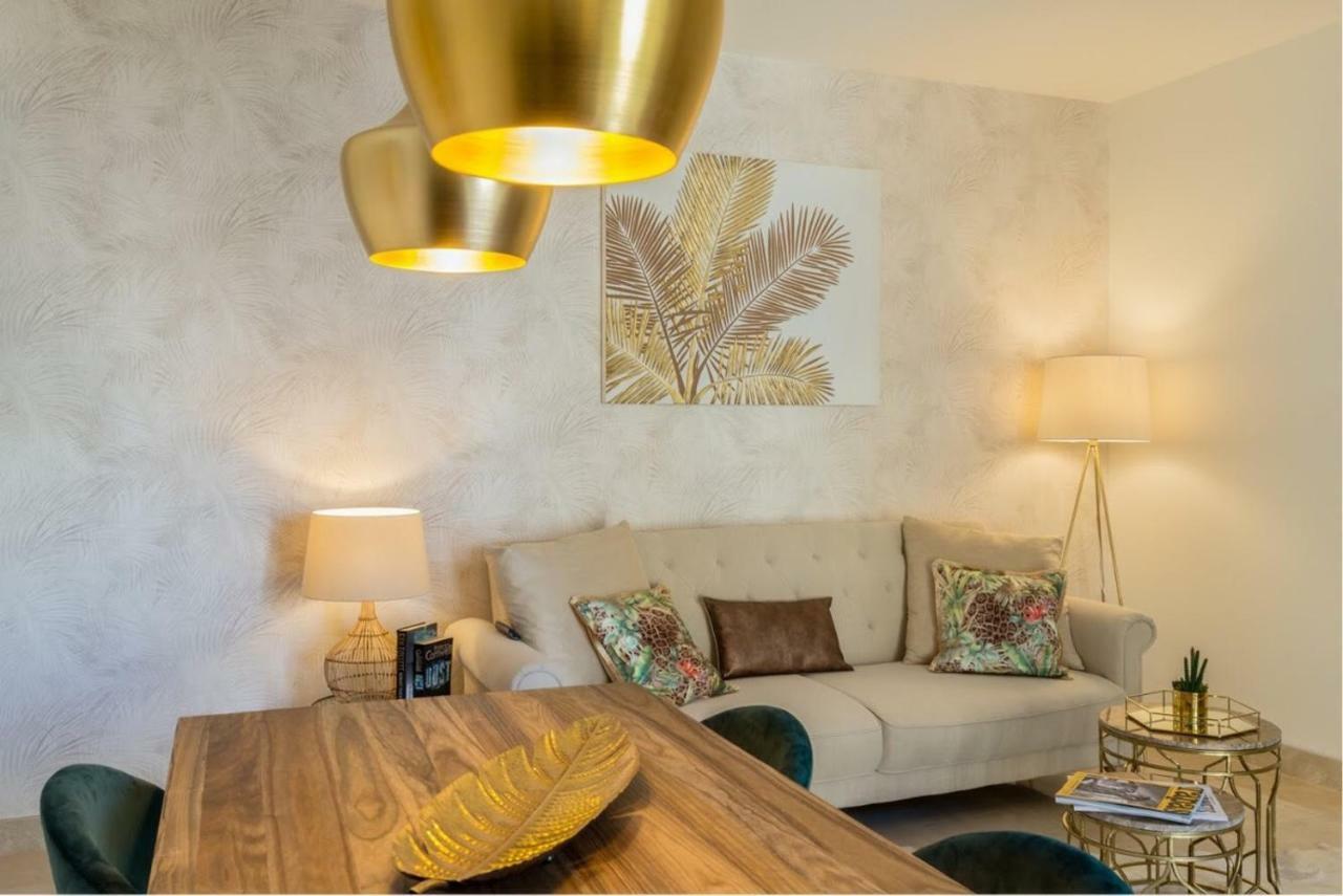 Renthas Constitucion Li Apartment *